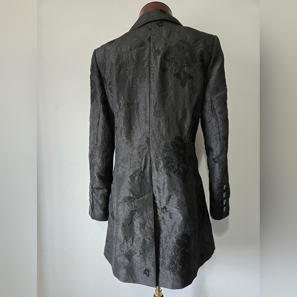 TUZZI Black Floral Dress Coat. Size 10 - Picture 8 of 16